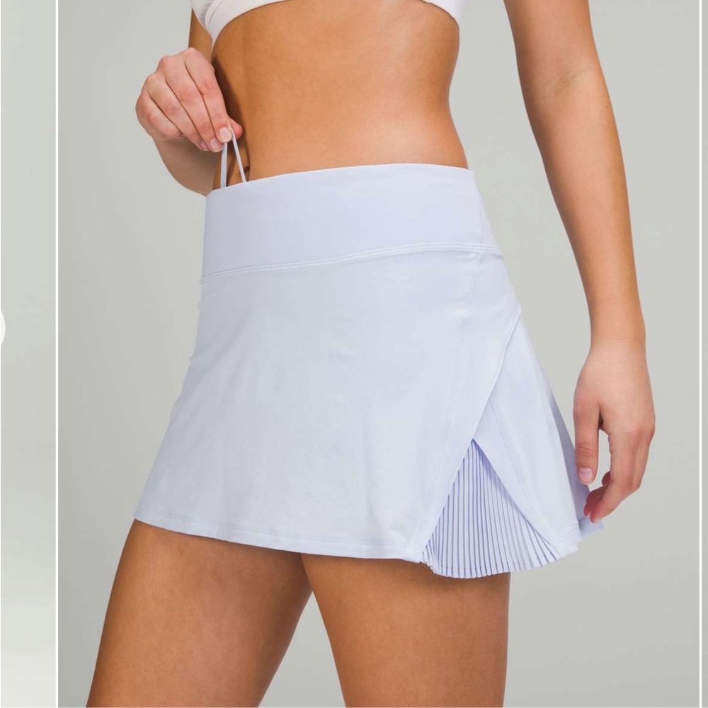 NWT Lululemon play off the pleats skirt